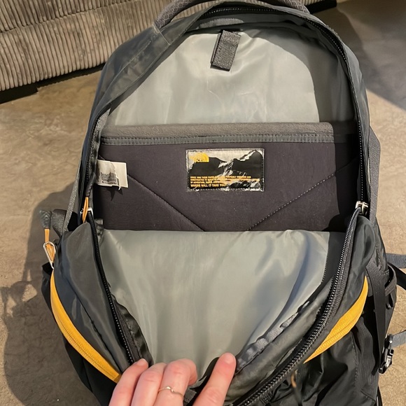 North face flexvent backpack - Picture 2 of 2